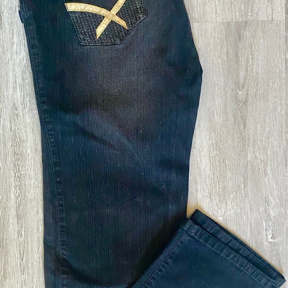 NWT Black Colombian Women’s Jeans - Picture 3 of 5